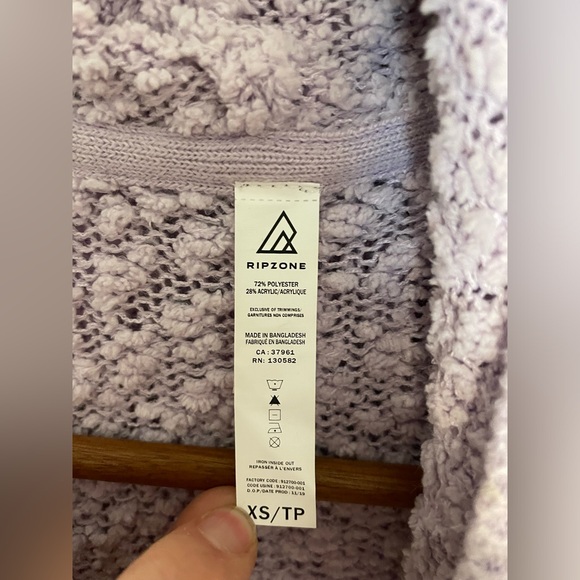 Ripzone Lilac Popcorn Cardigan with Hood Size XS - Picture 5 of 5